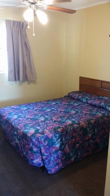 库克斯汽车旅馆 巴拿马城 外观 照片